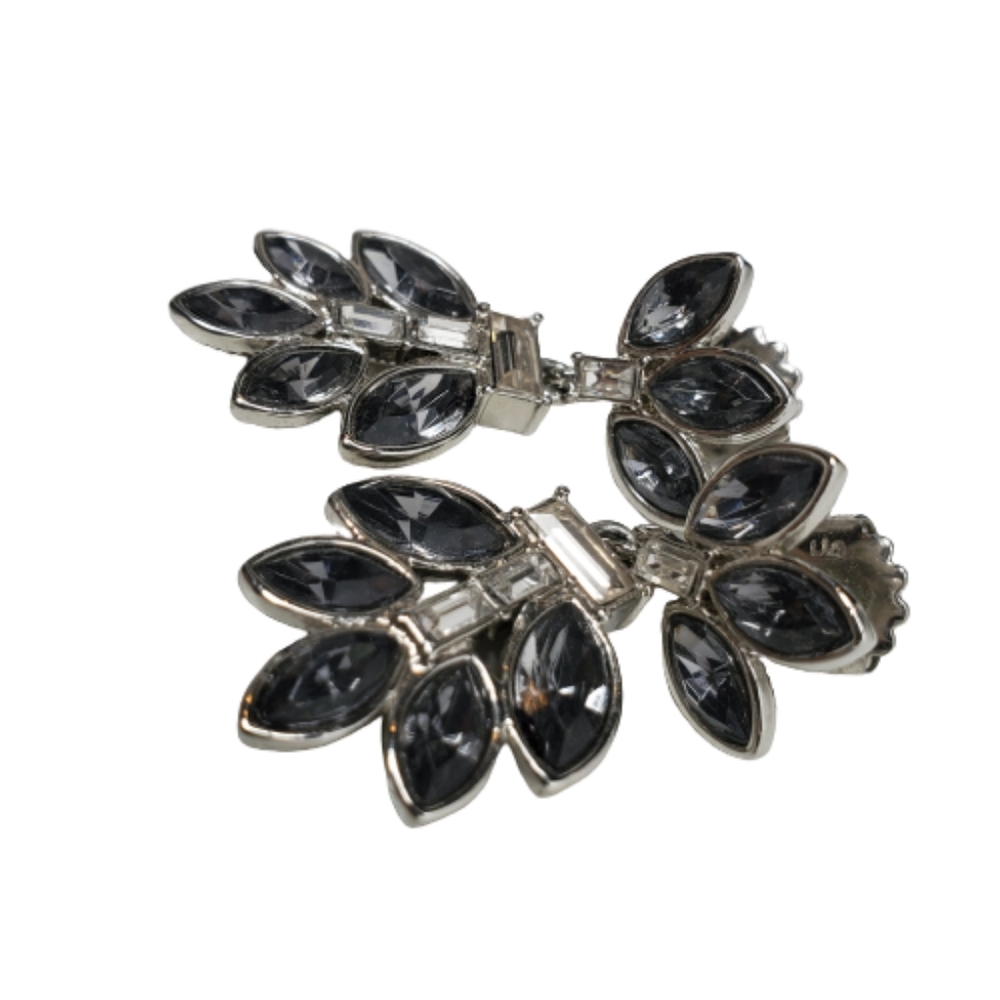 Silver Gray Petal Earrings
